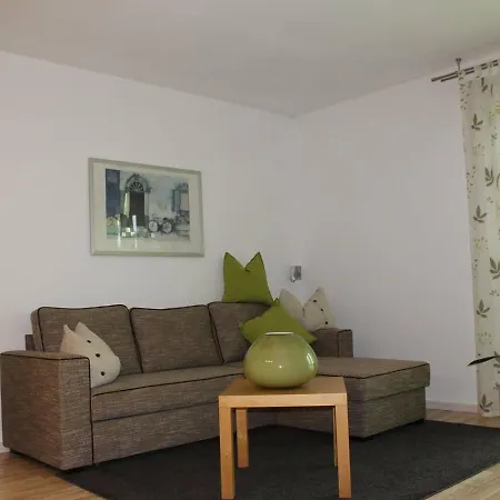 Apartment Im Gruenen Plaue (Thuringia)