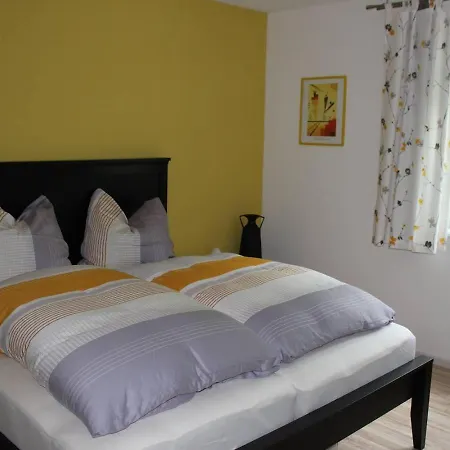 Apartment Im Gruenen *